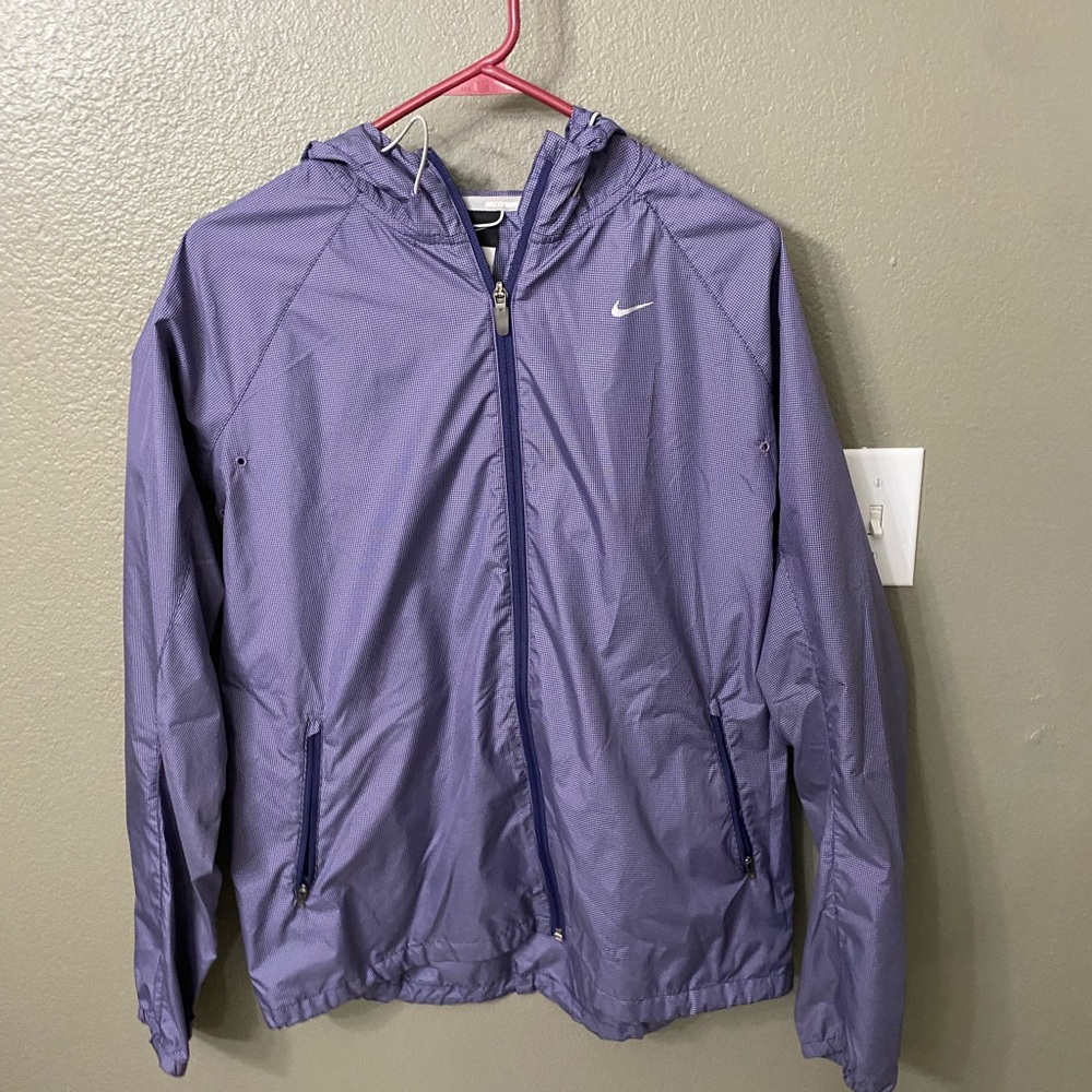 Nike purple wind coat with reflectors